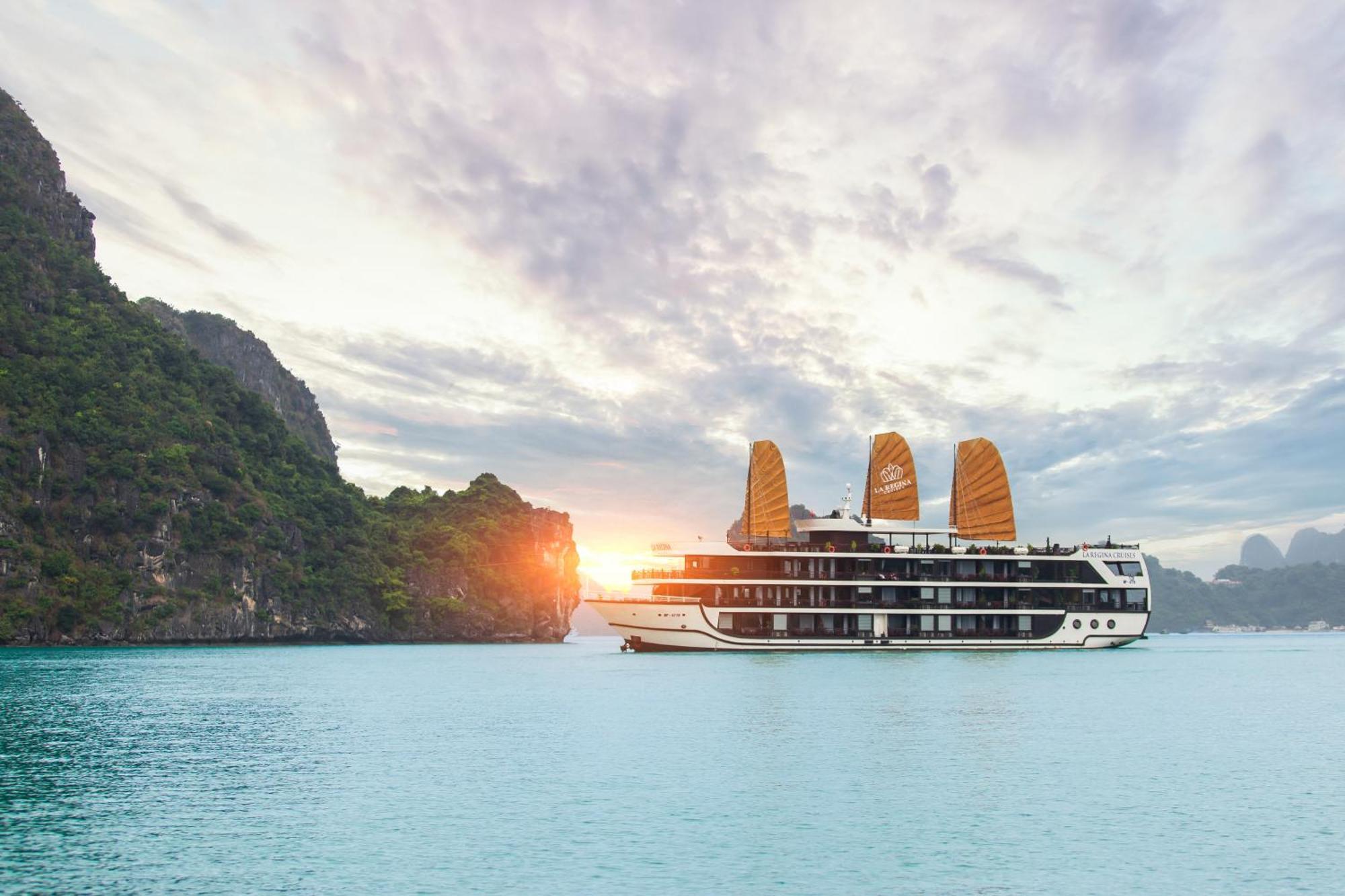 La Regina Legend Cruise Hotell Ha Long Eksteriør bilde