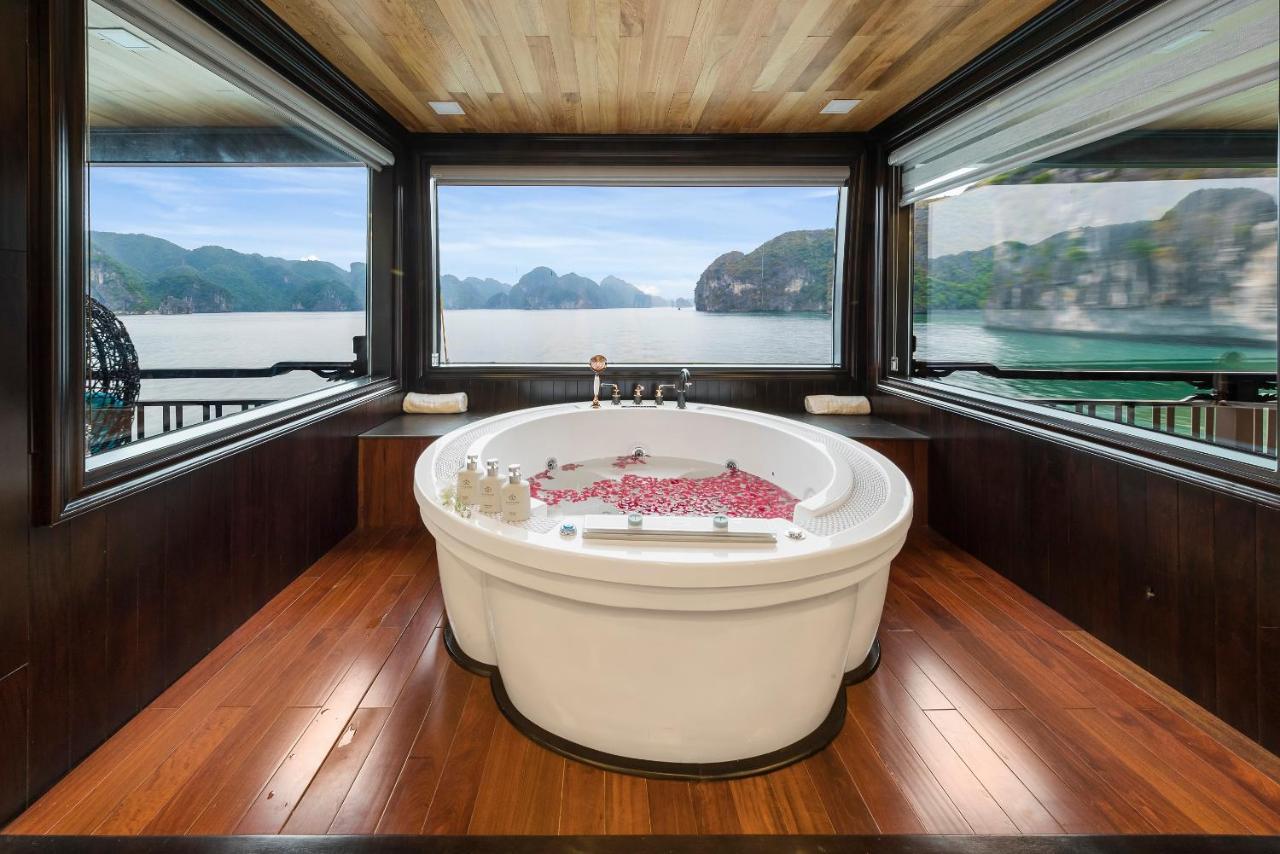 La Regina Legend Cruise Hotell Ha Long Eksteriør bilde