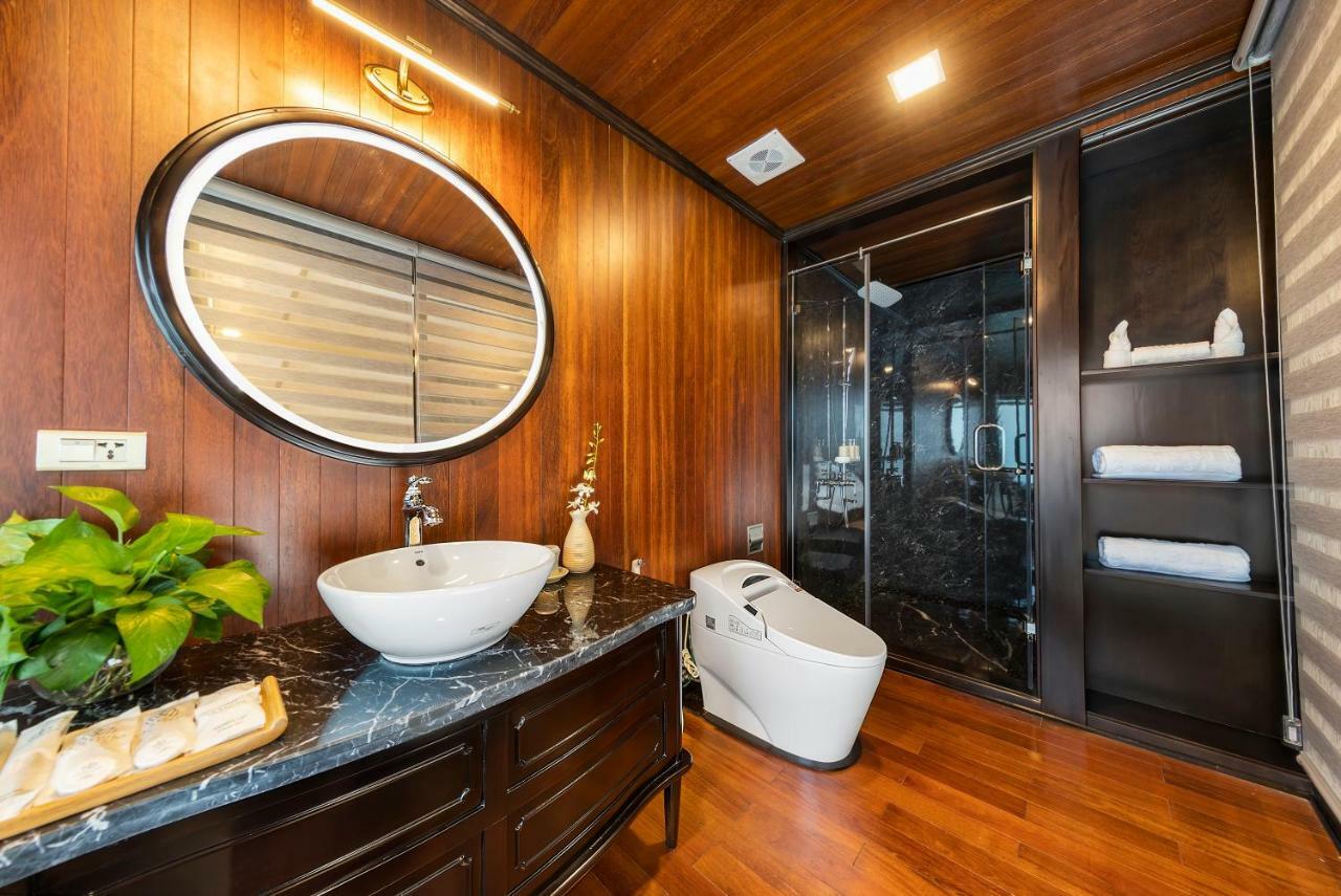 La Regina Legend Cruise Hotell Ha Long Eksteriør bilde
